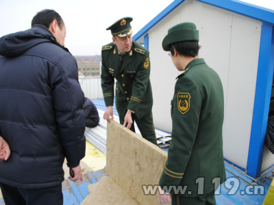 唐山消防拆除數千平方米違章搭建彩鋼板用房