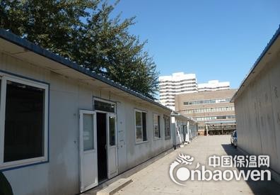 朝陽消防依法查封萬平米違章搭建的彩鋼板建筑